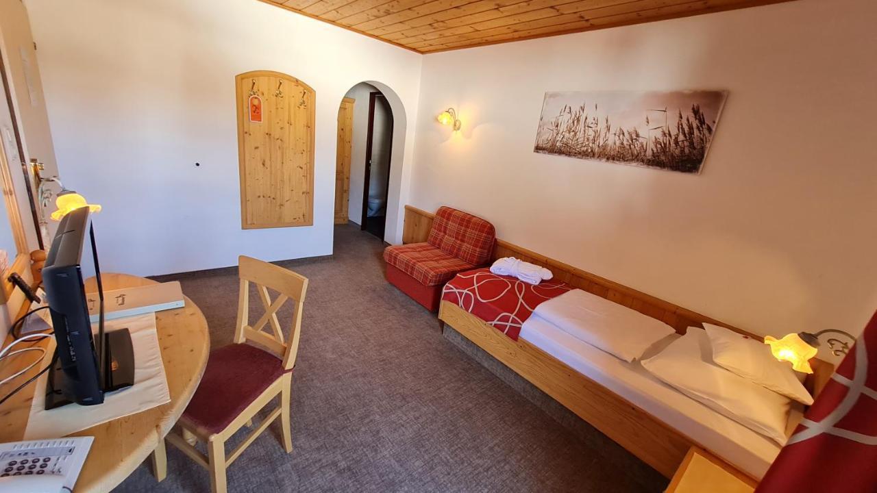 Sport Und Familienhotel Klausen Кірхберг Екстер'єр фото