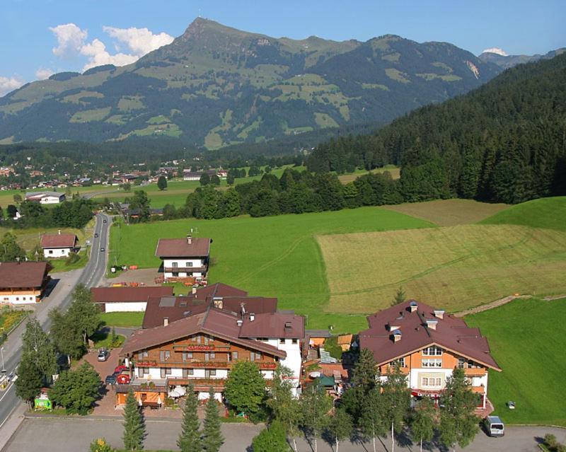 Sport Und Familienhotel Klausen Кірхберг Екстер'єр фото
